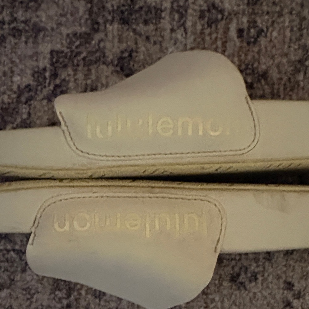 lululemon athletica Slide Sandals - Picture 5 of 5